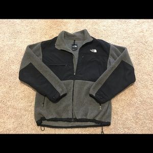 Men’s Large North Face Zip Up Jacket